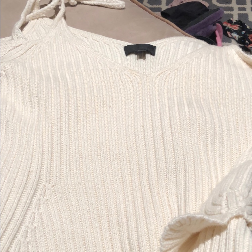 Summer white sweater - cold shoulder style!